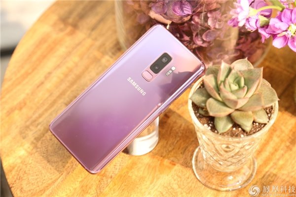 三星S9/S9+極速體會(huì)：開(kāi)年新機(jī)皇！相機(jī)更微弱