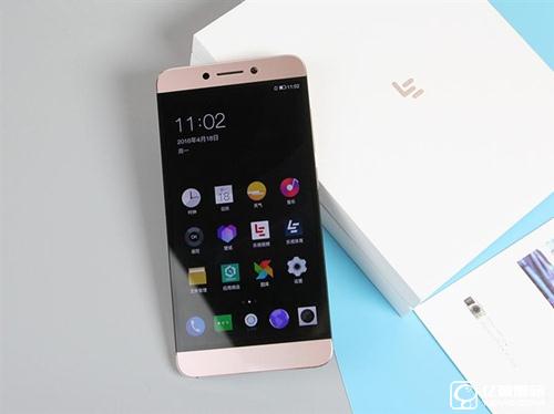 OPPO A59和樂(lè)視超級(jí)手機(jī)2比照評(píng)測(cè)1