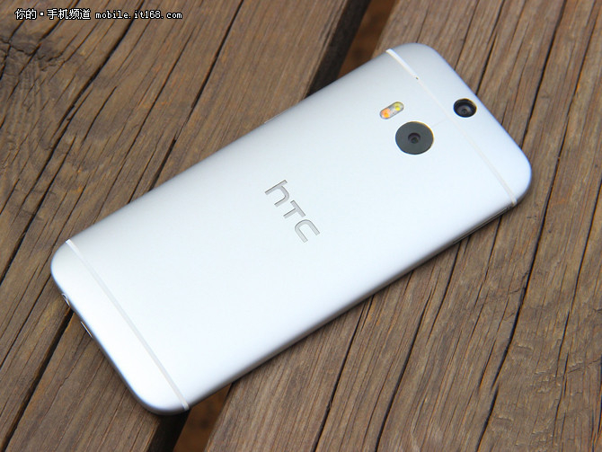 舊日旗艦清倉處理 HTC One M8僅1585元